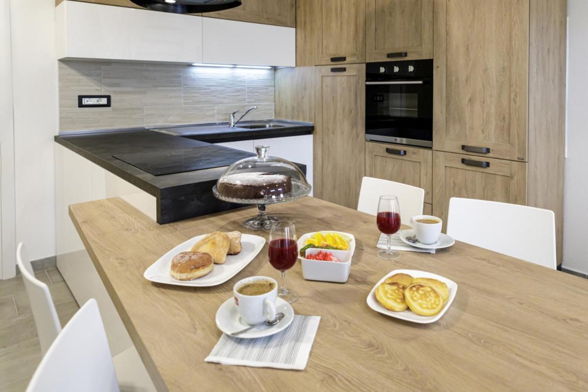 Bandiera 68 Apartment Cagliari Kültér fotó