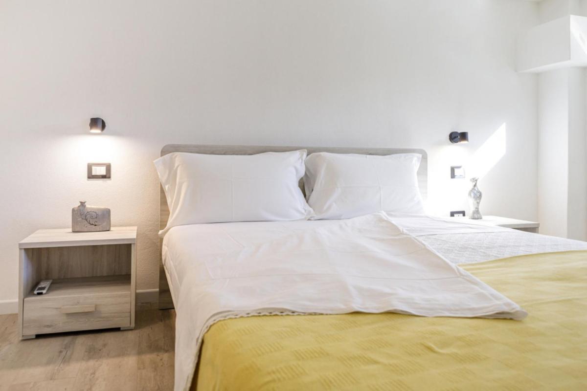 Bandiera 68 Apartment Cagliari Kültér fotó