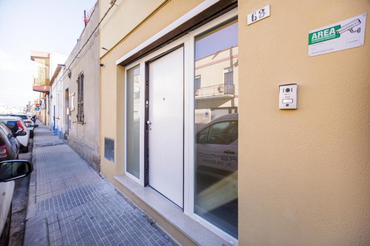Bandiera 68 Apartment Cagliari Kültér fotó