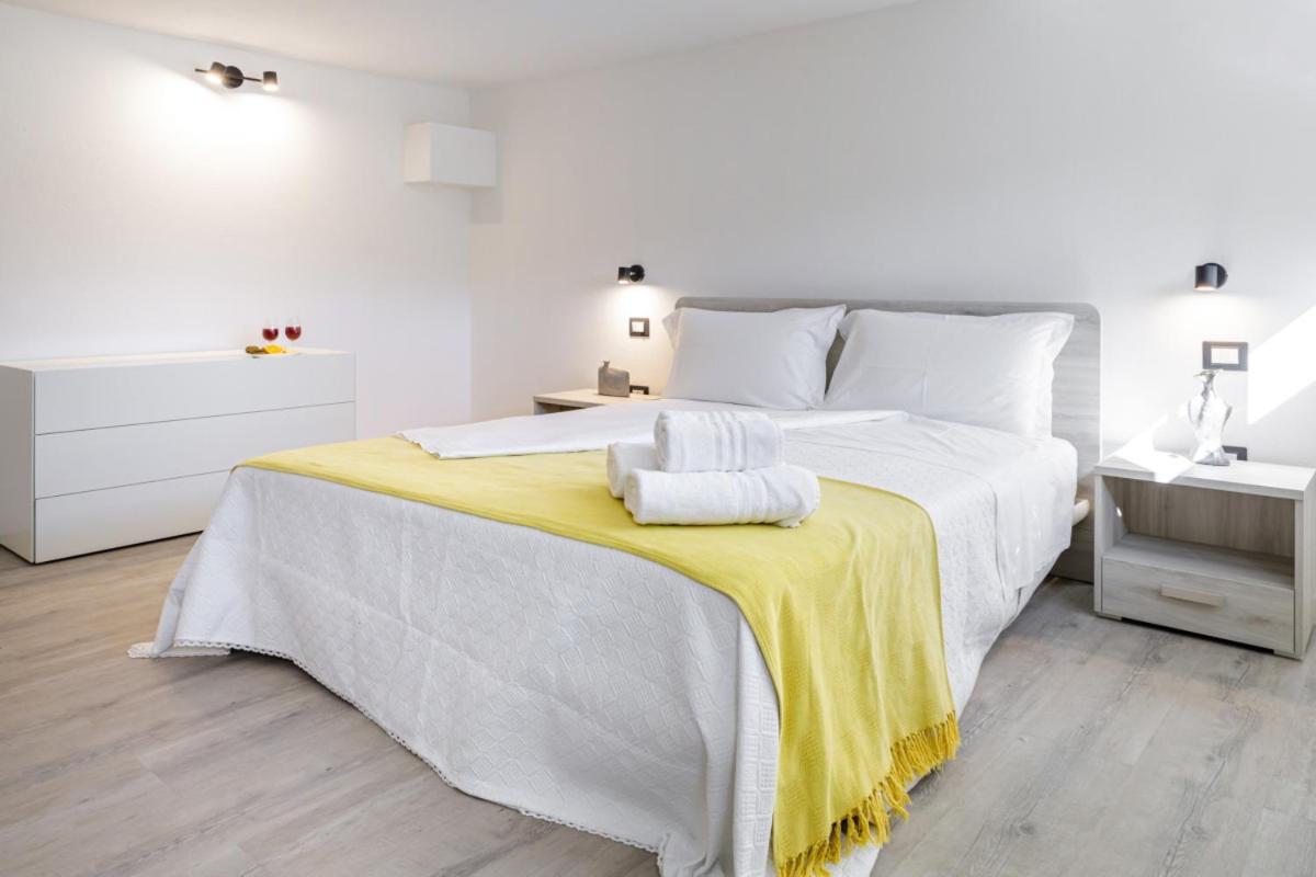 Bandiera 68 Apartment Cagliari Kültér fotó